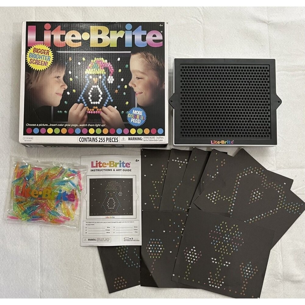 Basic Fun Lite-Brite Bigger Brighter Screen 255 Pieces Licensed By Hasbro